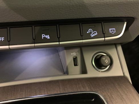 Used 2022 Audi Q5 2.0T Premium image 40