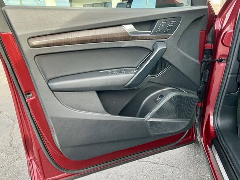 Used 2018 Audi Q5 2.0T Premium Plus w/ Premium Plus Package image 43