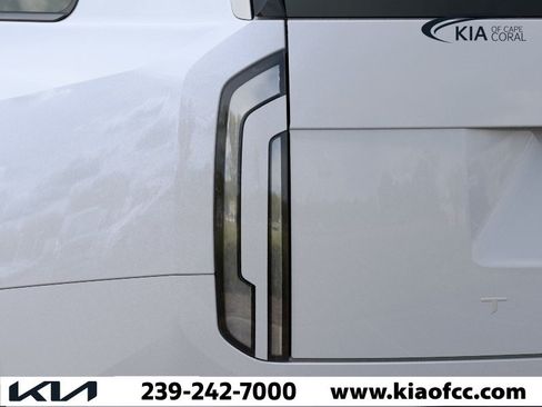 New 2027 Kia Telluride LX FWD image 11