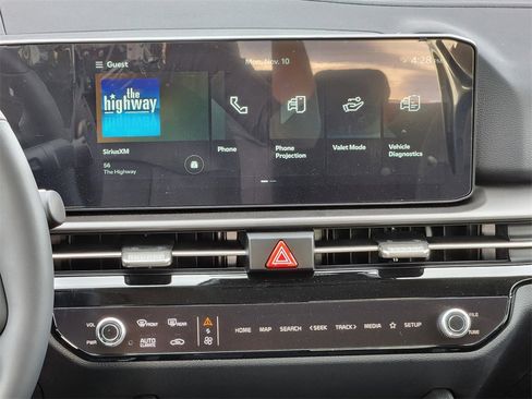 New 2026 Kia Sportage EX w/ EX Panorama Roof Package image 12