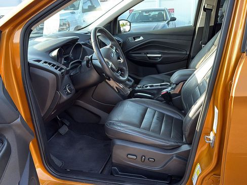 Used 2016 Ford Escape Titanium AWD/4WD image 7
