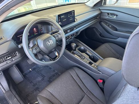 Used 2026 Honda Accord SE image 9