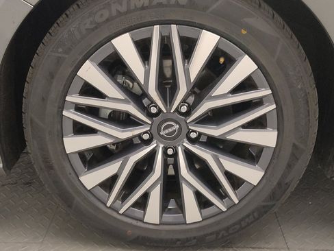 Used 2023 Nissan Altima 2.5 SV FWD image 31