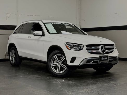 Certified 2021 Mercedes-Benz GLC 300 image 2