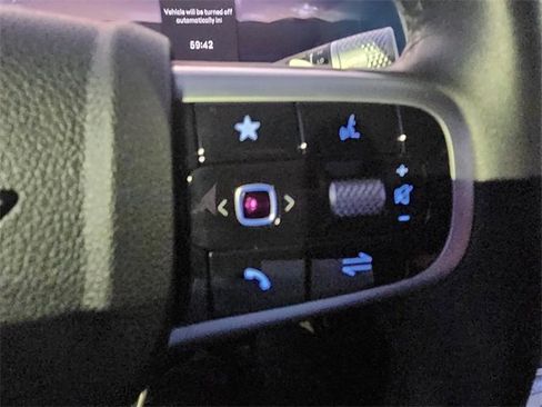 Used 2025 Genesis G80 2.5T image 8