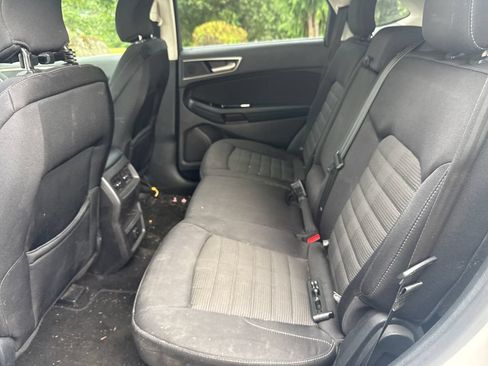 Used 2018 Ford Edge SEL FWD image 30