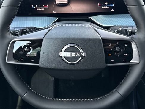 New 2025 Nissan Murano SL image 13