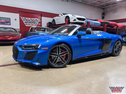 Used 2020 Audi R8 V10 image 1