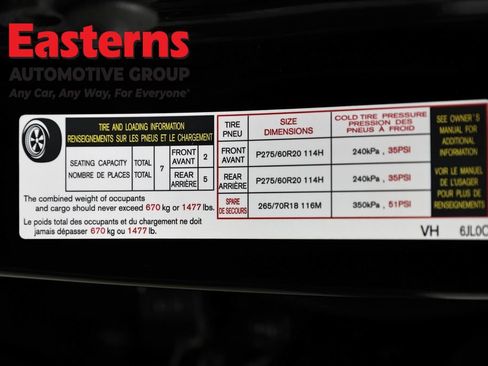 Used 2024 Nissan Armada SL w/ Captain's Chairs Package image 37