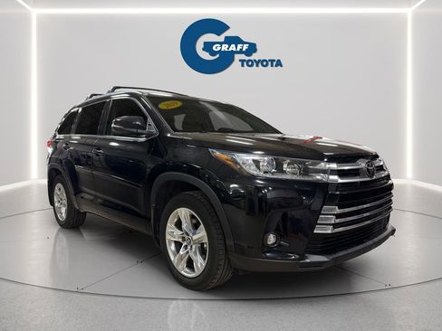 Used 2019 Toyota Highlander Limited w/ Protection Package #3 AWD/4WD image 3