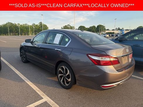 Used 2016 Honda Accord EX image 14