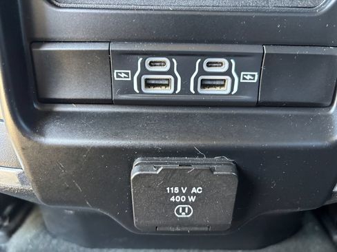Used 2023 RAM 1500 Laramie AWD/4WD image 24