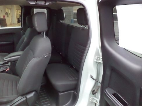Used 2021 Ford Ranger XL w/ FX4 Off-Road Package AWD/4WD image 3