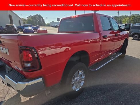 Used 2026 RAM 2500 Big Horn AWD/4WD image 6