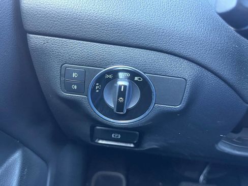 Used 2017 Mercedes-Benz GLA 250 4MATIC image 21