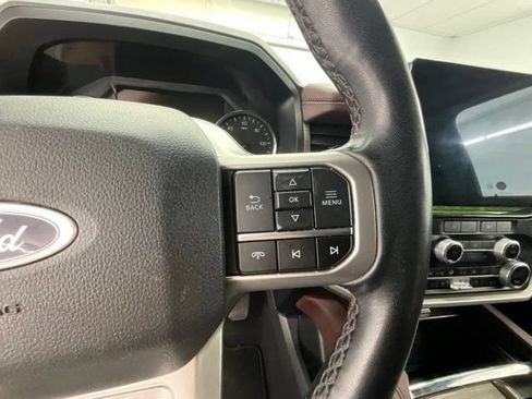 Used 2024 Ford Expedition Limited AWD/4WD image 19