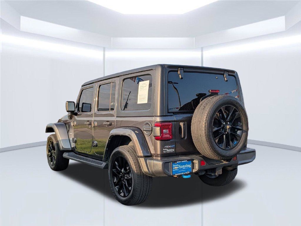 Used 2023 Jeep Wrangler Unlimited Sahara w/ Cold Weather Group AWD/4WD image 2