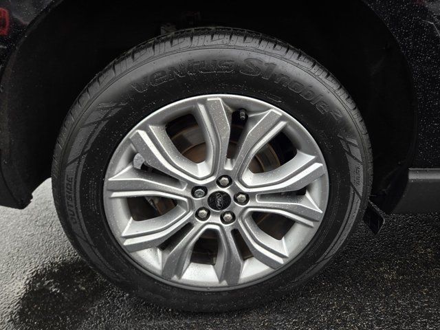 Used 2023 Ford Edge Titanium AWD/4WD image 46
