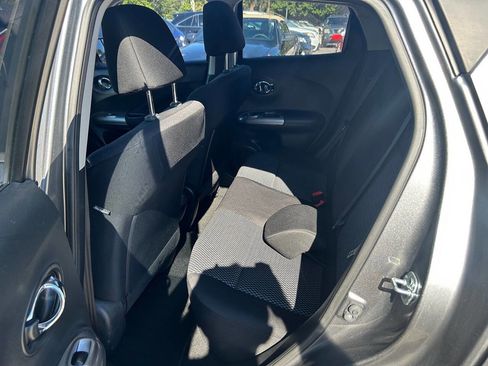Used 2015 Nissan Juke S image 9