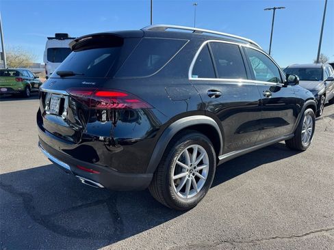 Used 2024 Mercedes-Benz GLE 350 4MATIC w/ 3rd Row Seat Package image 4