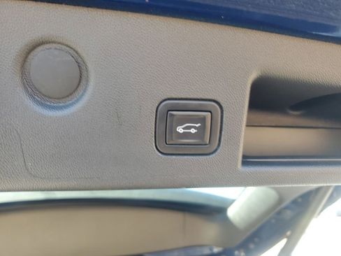 Used 2022 Chevrolet Equinox LT image 17