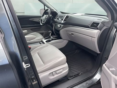 Used 2019 Honda Ridgeline RTL image 33