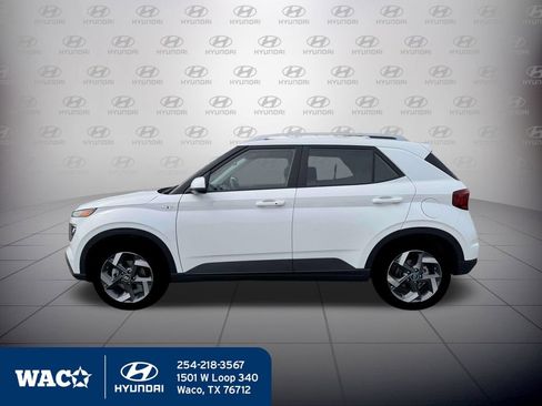 New 2026 Hyundai Venue SEL image 3