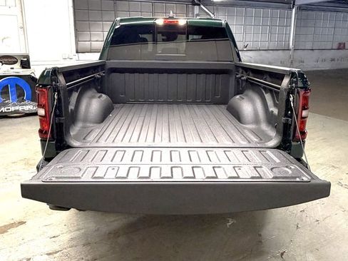 New 2026 RAM 1500 4x4 Crew Cab image 40