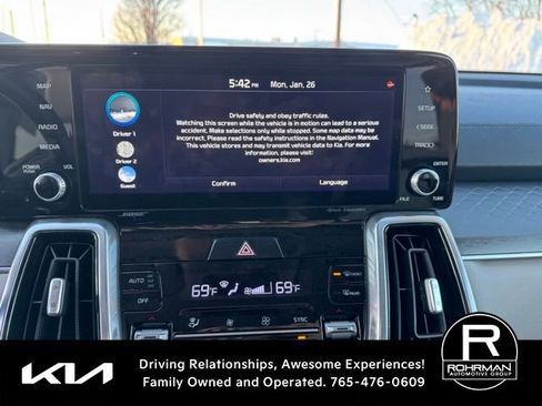 Used 2023 Kia Sorento SX Prestige w/ Panoramic Sunroof Package image 11