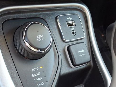 Certified 2018 Jeep Compass Sport AWD/4WD image 24