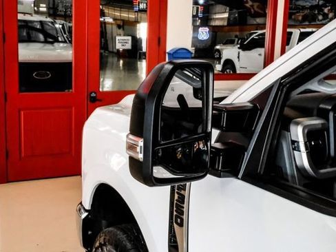 Used 2025 Ford F350 XL w/ FX4 Off-Road Package image 35