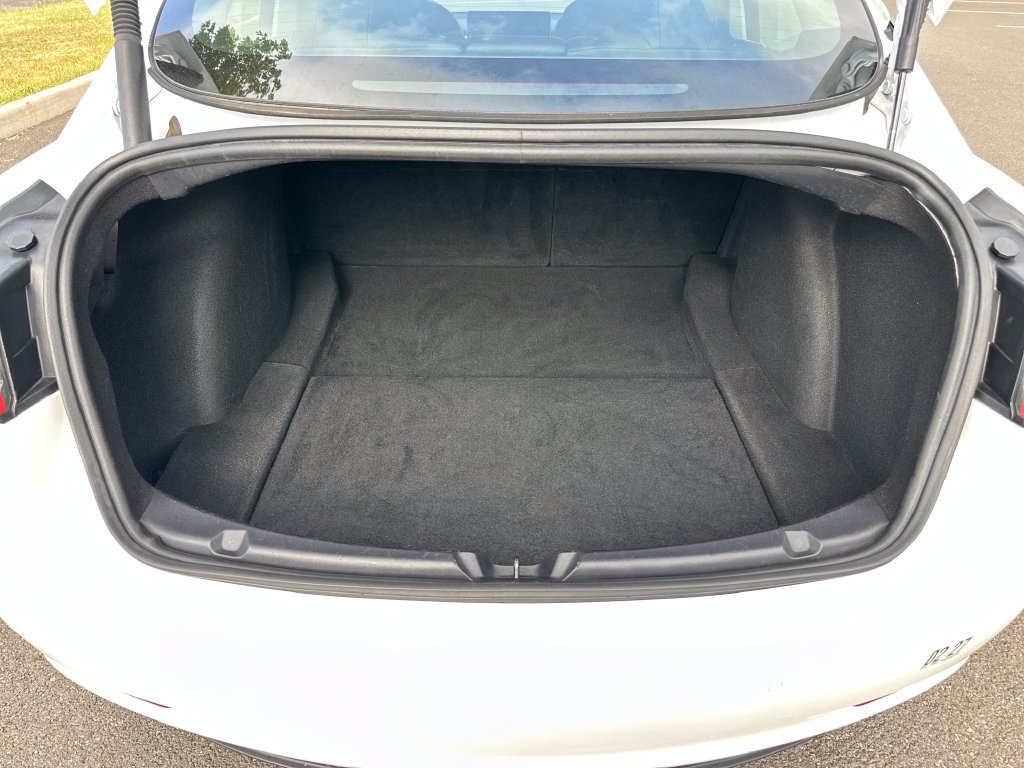 Used 2022 Tesla Model 3 Standard Range RWD image 21