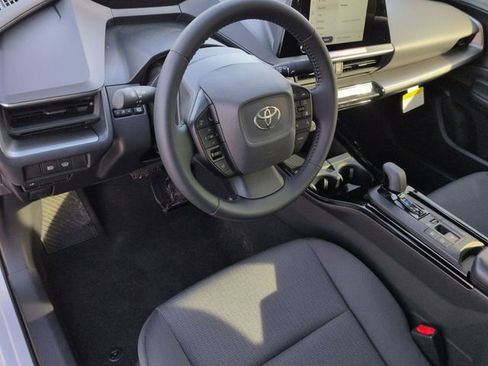 Used 2026 Toyota Prius LE image 11