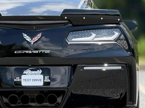 Used 2016 Chevrolet Corvette Stingray Coupe RWD image 17