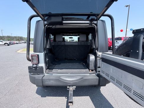Used 2007 Jeep Wrangler Unlimited X AWD/4WD image 10