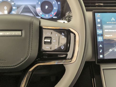 Used 2025 Land Rover Range Rover Velar S image 16