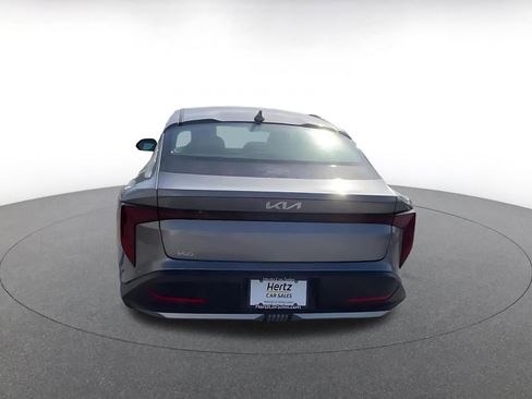 Used 2025 Kia K4 LXS image 11