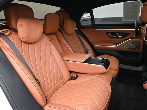 Used 2023 Mercedes-Benz S 580 4MATIC Sedan image 24