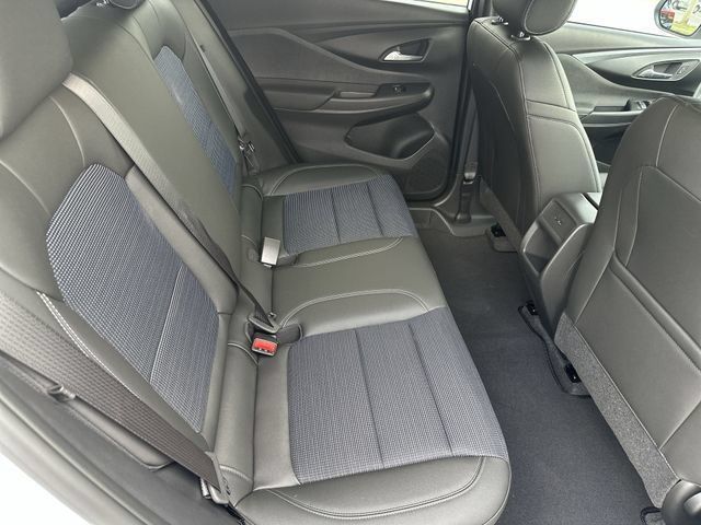 New 2026 Buick Envista Sport Touring FWD image 28
