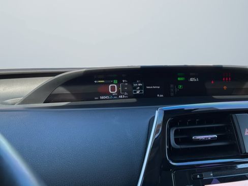 Used 2020 Toyota Prius Prime LE FWD image 11