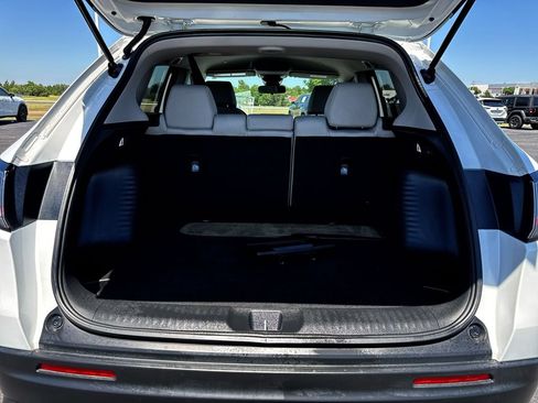 Used 2025 Honda HR-V LX image 22