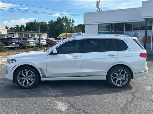 Used 2021 BMW X7 xDrive40i w/ Cold Weather Package AWD/4WD image 7