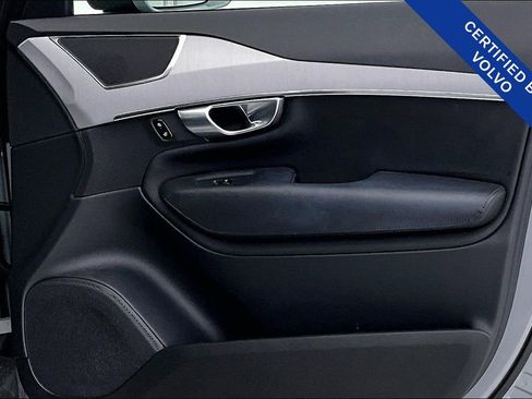 Used 2024 Volvo XC90 B5 Core w/ Protection Package Premier image 26