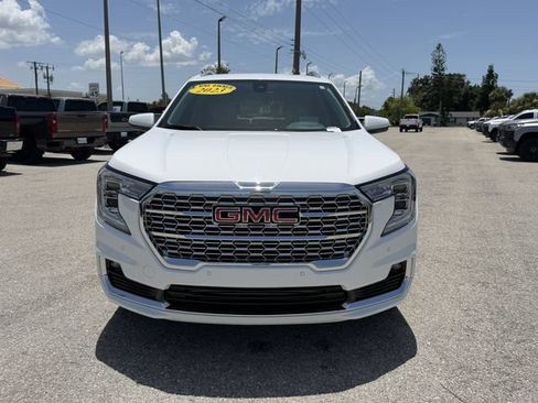 Used 2023 GMC Terrain Denali AWD/4WD image 12