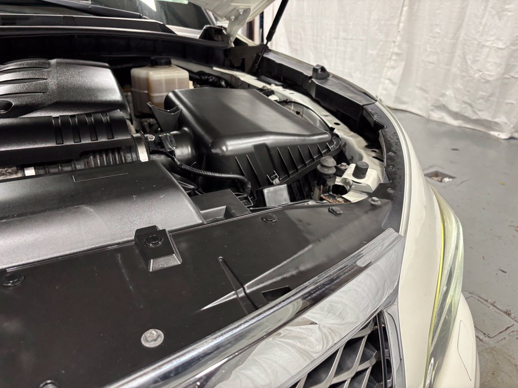 Used 2015 INFINITI QX80 4WD w/ Deluxe Technology Package image 70