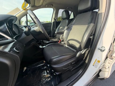 Used 2016 Buick Encore AWD image 20