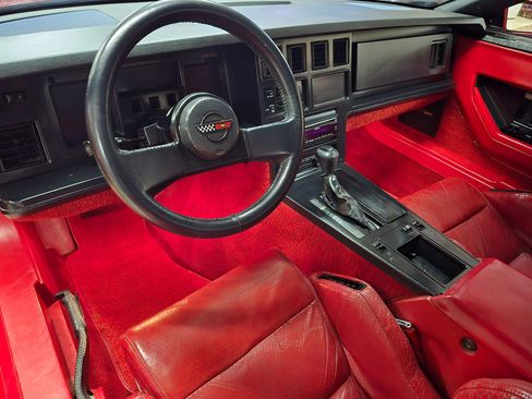 Used 1987 Chevrolet Corvette Convertible image 15