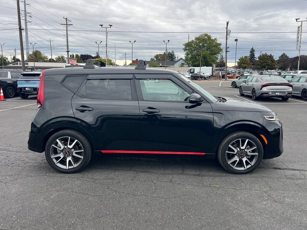 Used 2021 Kia Soul Turbo FWD image 6