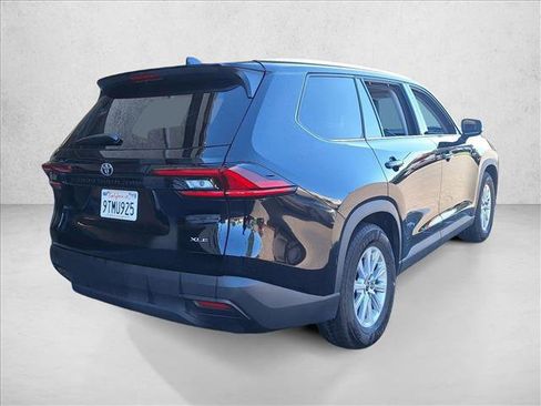 Used 2025 Toyota Grand Highlander FWD image 5