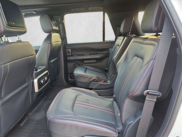 Used 2023 Ford Expedition Limited AWD/4WD image 14